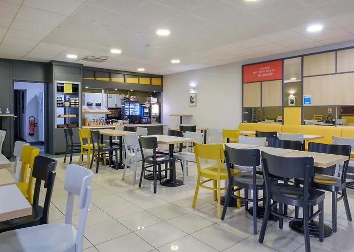 B&B Hotel Villeneuve Loubet Village