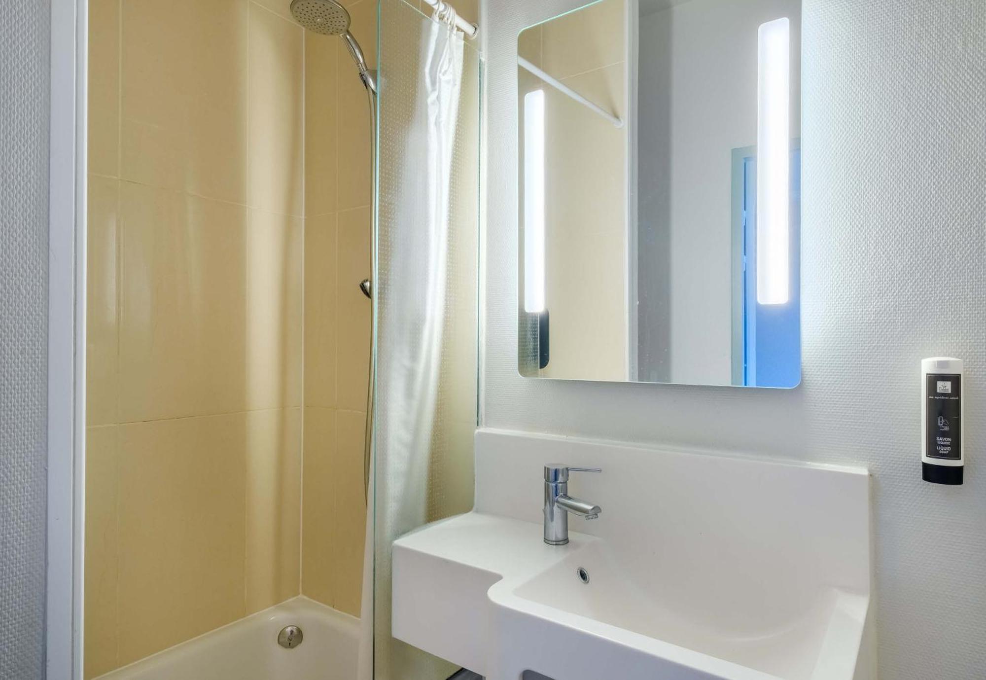 Loubet Village Hotel 2*